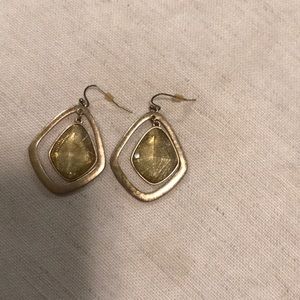 Beautiful pale green/yellow earrings